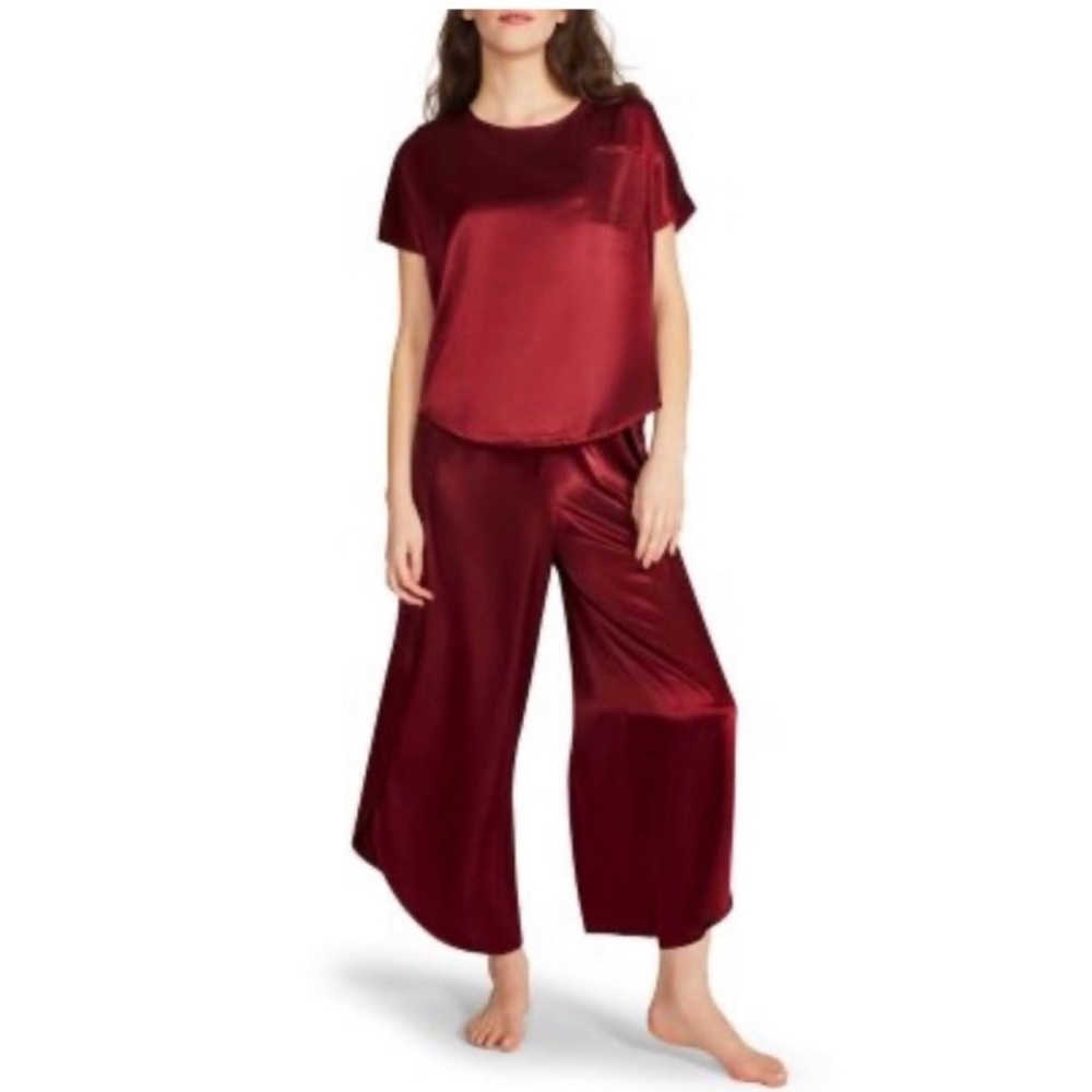 BB Dakota Woman Satin 2 Piece Lounge Set Red Size XXL NWT